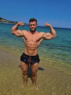 Алекс на плажа